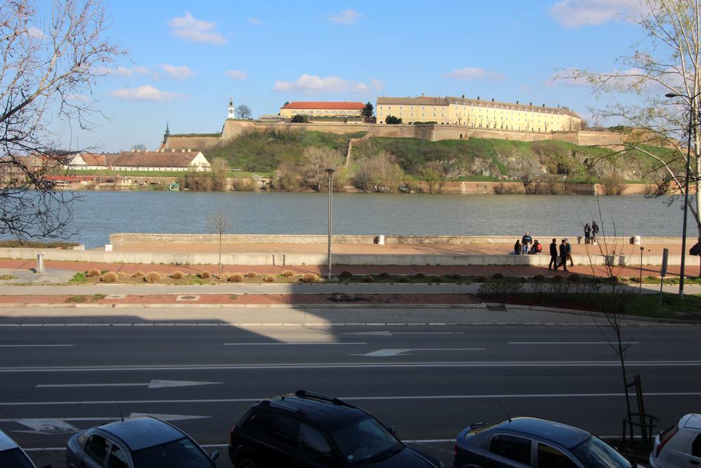 Best View Apartment Novi Sad Luaran gambar
